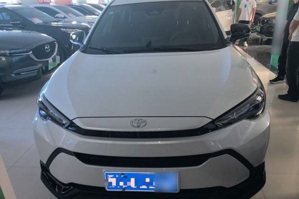 Toyota FRONTLANDER 2026, 1900 км, за 15811 USD