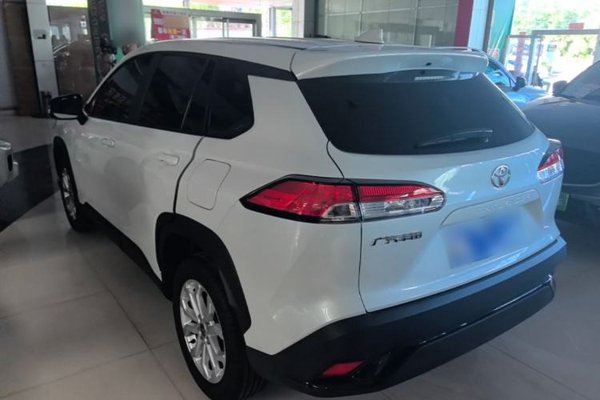 Toyota FRONTLANDER 2026, 1900 км, за 15811 USD