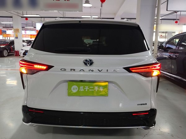 Toyota Granvia 2023, 71200 км, за 36412 USD