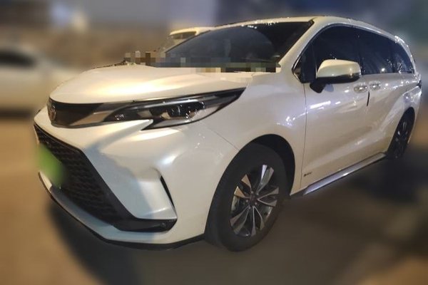 Toyota Granvia · 2024 год