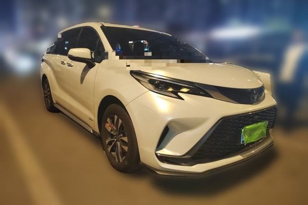 Toyota Granvia 2024, 24000 км, за 36514 USD