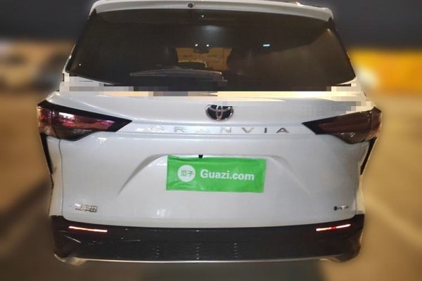 Toyota Granvia 2024, 24000 км, за 36514 USD