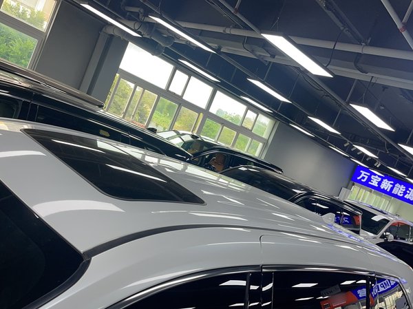 Toyota Granvia 2024, 31900 км, за 34970 USD