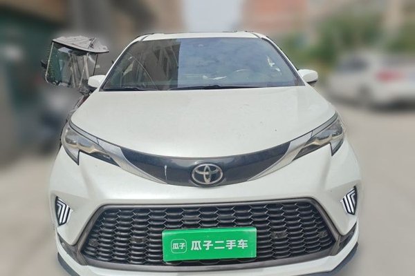 Toyota Granvia 2024, 43900 км, за 34813 USD