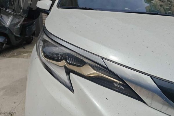 Toyota Granvia 2024, 43900 км, за 34813 USD - фото 7