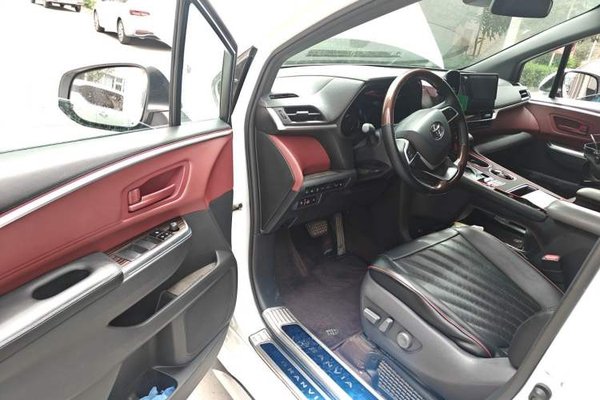 Toyota Granvia 2024, 43900 км, за 34813 USD - фото 19