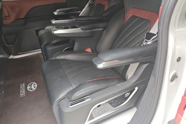 Toyota Granvia 2024, 43900 км, за 34813 USD - фото 20