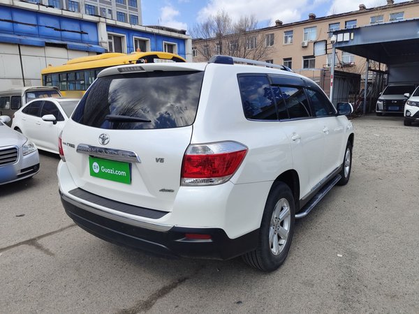 Toyota Highlander · 2012 год