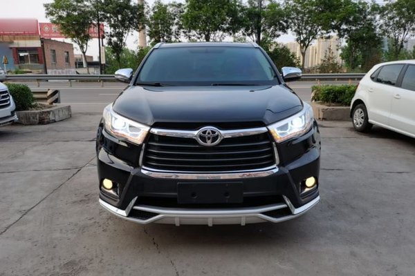 Toyota Highlander 2015, 122700 км, за 14866 USD