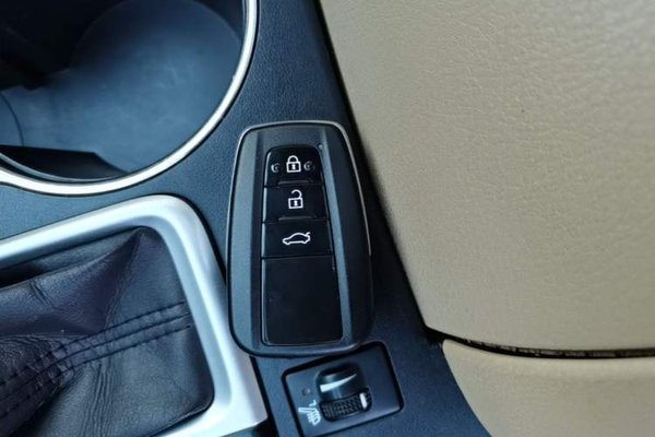 Toyota Highlander 2015, 122700 км, за 14866 USD - фото 12
