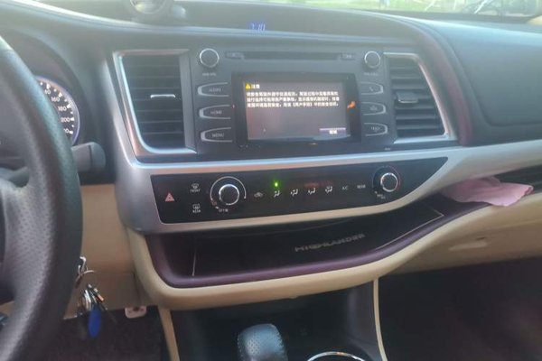 Toyota Highlander 2015, 137800 км, за 12153 USD - фото 13