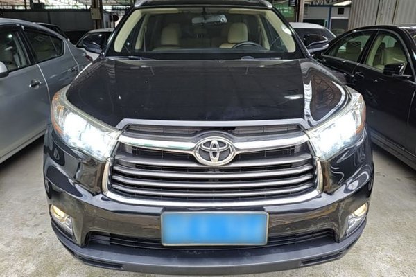 Toyota Highlander 2015, 169600 км, за 12395 USD