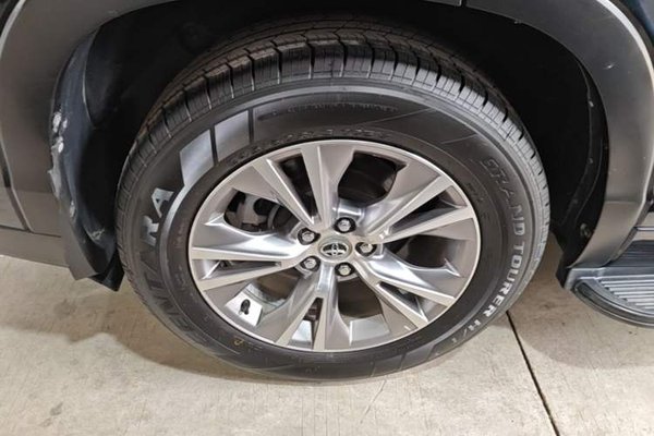 Toyota Highlander 2015, 169600 км, за 12395 USD - фото 10