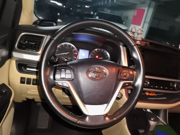Toyota Highlander 2015, 70700 км, за 15388 USD - фото 11