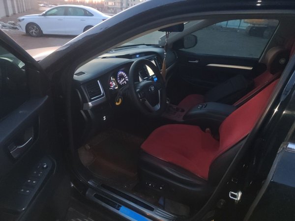 Toyota Highlander 2015, 83500 км, за 9999999 USD - фото 14