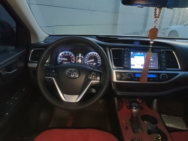 Toyota Highlander 2015, 83500 км, за 9999999 USD - фото 11