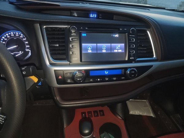 Toyota Highlander 2015, 83500 км, за 9999999 USD - фото 20