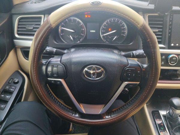 Toyota Highlander 2015, 95600 км, за 15186 USD - фото 11