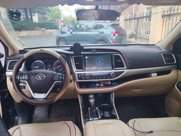Toyota Highlander 2015, 95600 км, за 15186 USD - фото 10