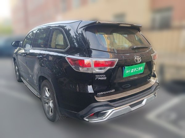 Toyota Highlander 2015, 95600 км, за 15186 USD