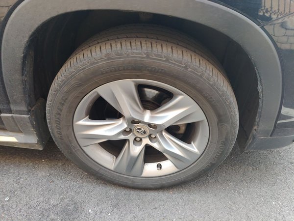 Toyota Highlander 2015, 95600 км, за 15186 USD - фото 8