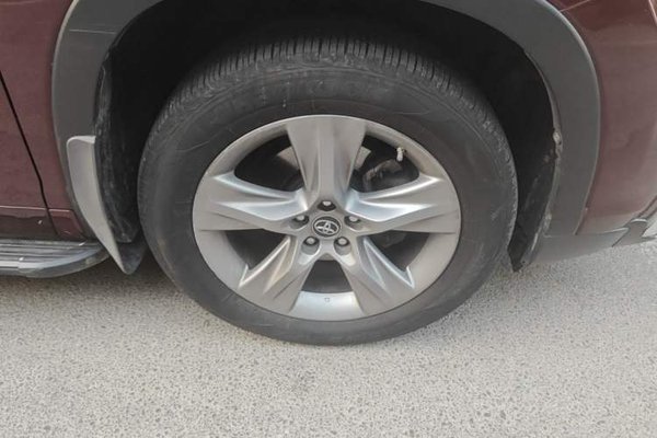 Toyota Highlander 2015, 196300 км, за 9999999 USD - фото 8