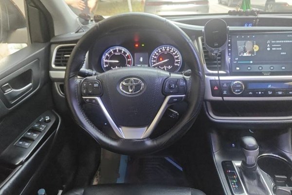 Toyota Highlander 2015, 196300 км, за 9999999 USD - фото 11