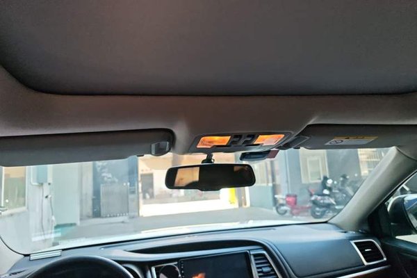 Toyota Highlander 2015, 117200 км, за 12234 USD - фото 18