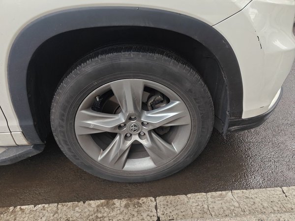 Toyota Highlander 2015, 74200 км, за 12367 USD - фото 8