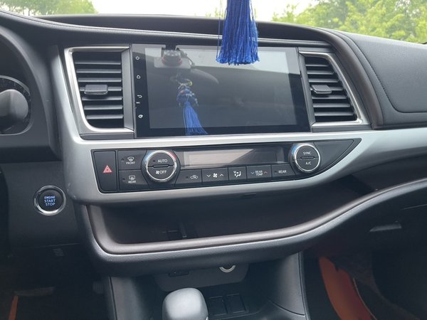 Toyota Highlander 2015, 82200 км, за 15330 USD - фото 10