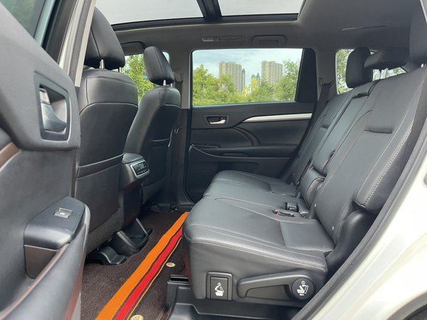 Toyota Highlander 2015, 82200 км, за 15330 USD - фото 17