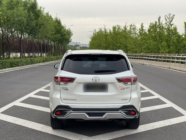 Toyota Highlander 2015, 82200 км, за 15330 USD
