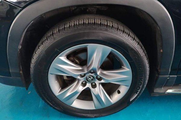 Toyota Highlander 2017, 87800 км, за 17004 USD - фото 8