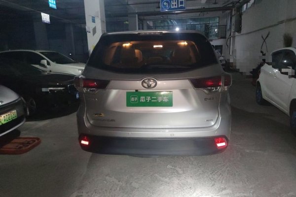 Toyota Highlander 2017, 69200 км, за 14797 USD
