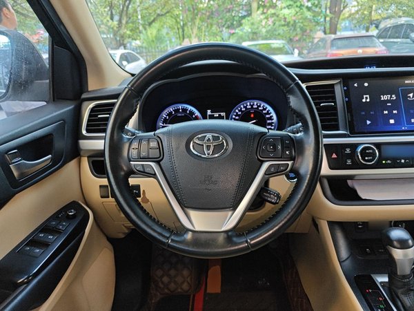 Toyota Highlander 2018, 94200 км, за 21892 USD - фото 11