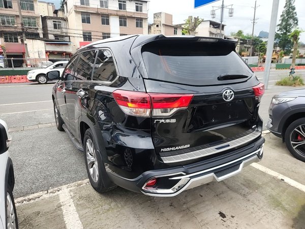 Toyota Highlander 2018, 161200 км, за 19576 USD