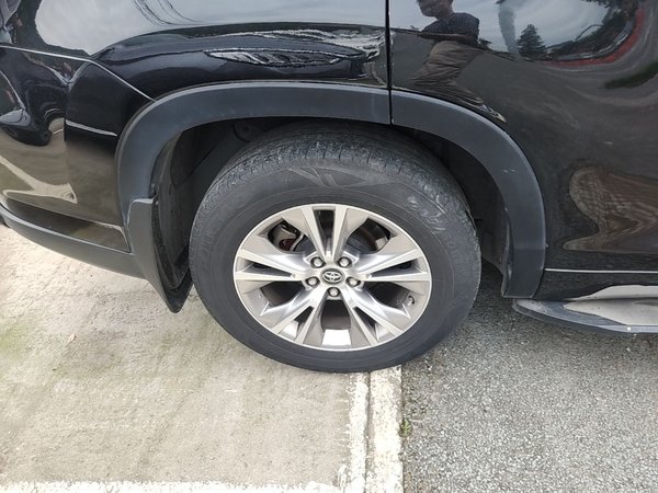 Toyota Highlander 2018, 161200 км, за 19576 USD - фото 10