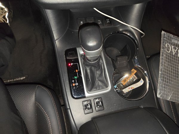 Toyota Highlander 2018, 45900 км, за 25437 USD - фото 17