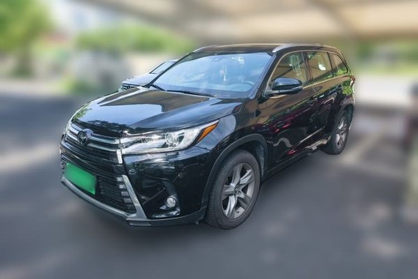 Toyota Highlander · 2018 год
