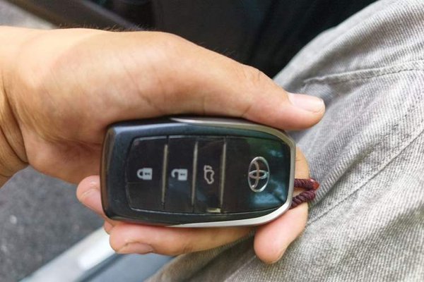 Toyota Highlander 2018, 77900 км, за 23818 USD - фото 17