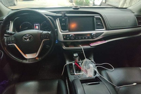Toyota Highlander 2018, 81000 км, за 20373 USD - фото 9