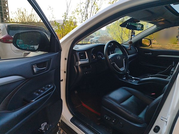 Toyota Highlander 2018, 104400 км, за 18418 USD - фото 17