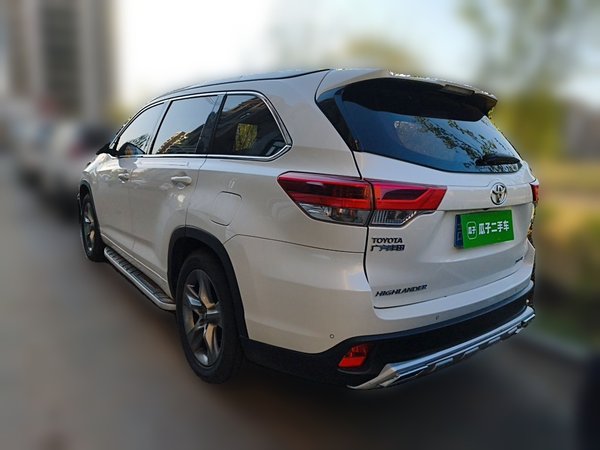 Toyota Highlander 2018, 104400 км, за 18418 USD
