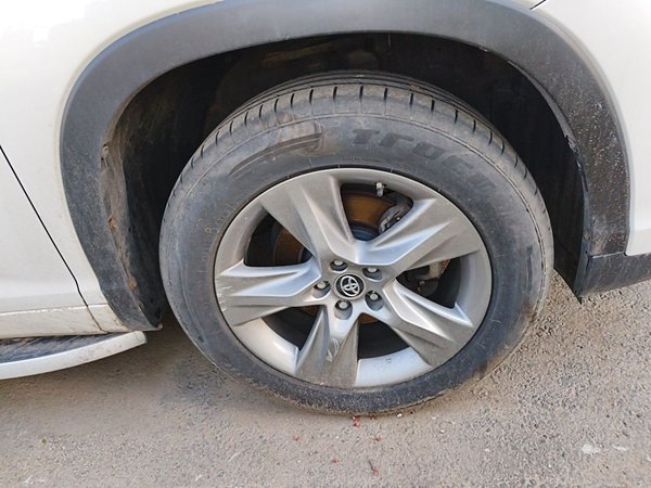 Toyota Highlander 2018, 104400 км, за 18418 USD - фото 8