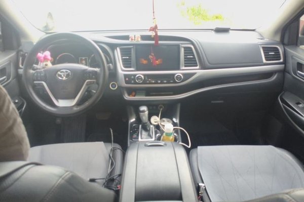 Toyota Highlander 2018, 128699 км, за 16875 USD - фото 9