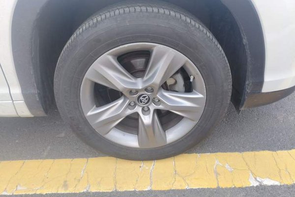 Toyota Highlander 2018, 128699 км, за 16875 USD - фото 8