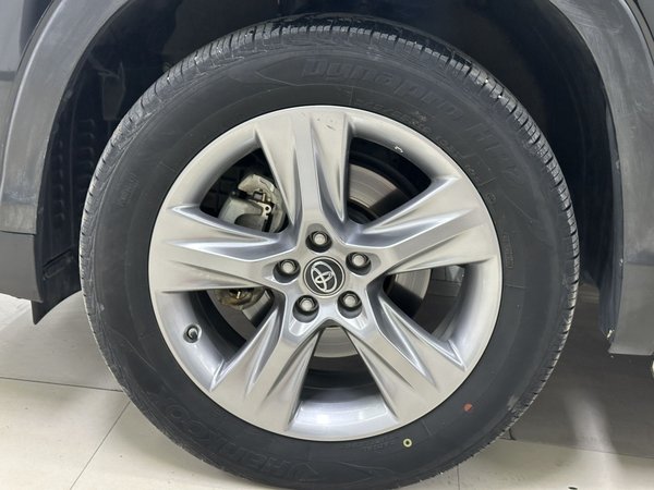 Toyota Highlander 2021, 23300 км, за 31097 USD - фото 10