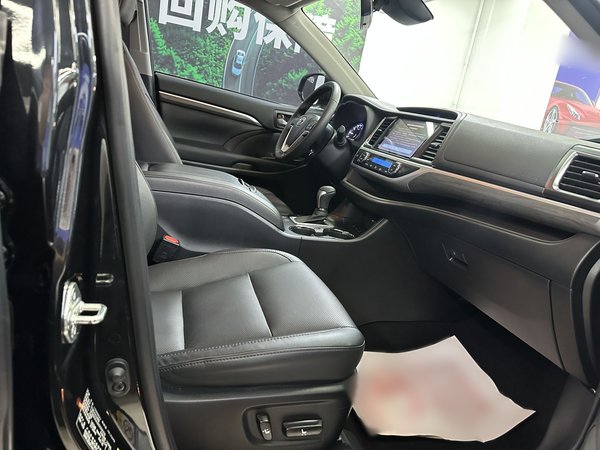 Toyota Highlander 2021, 23300 км, за 31097 USD - фото 19