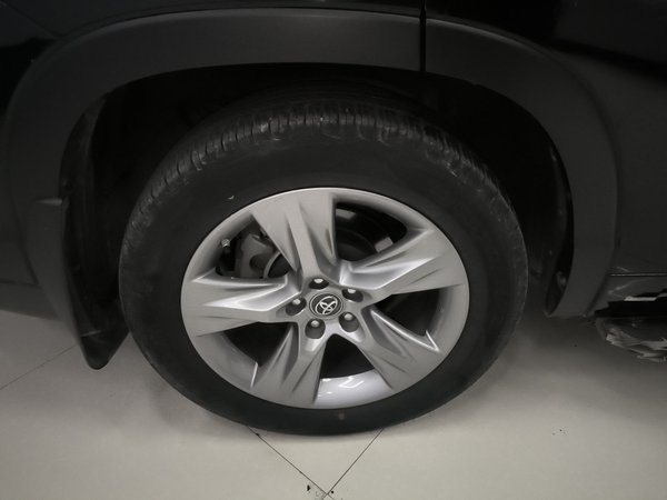 Toyota Highlander 2021, 33400 км, за 24881 USD - фото 10