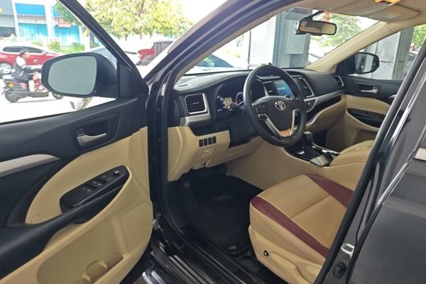 Toyota Highlander 2021, 51500 км, за 22609 USD - фото 19